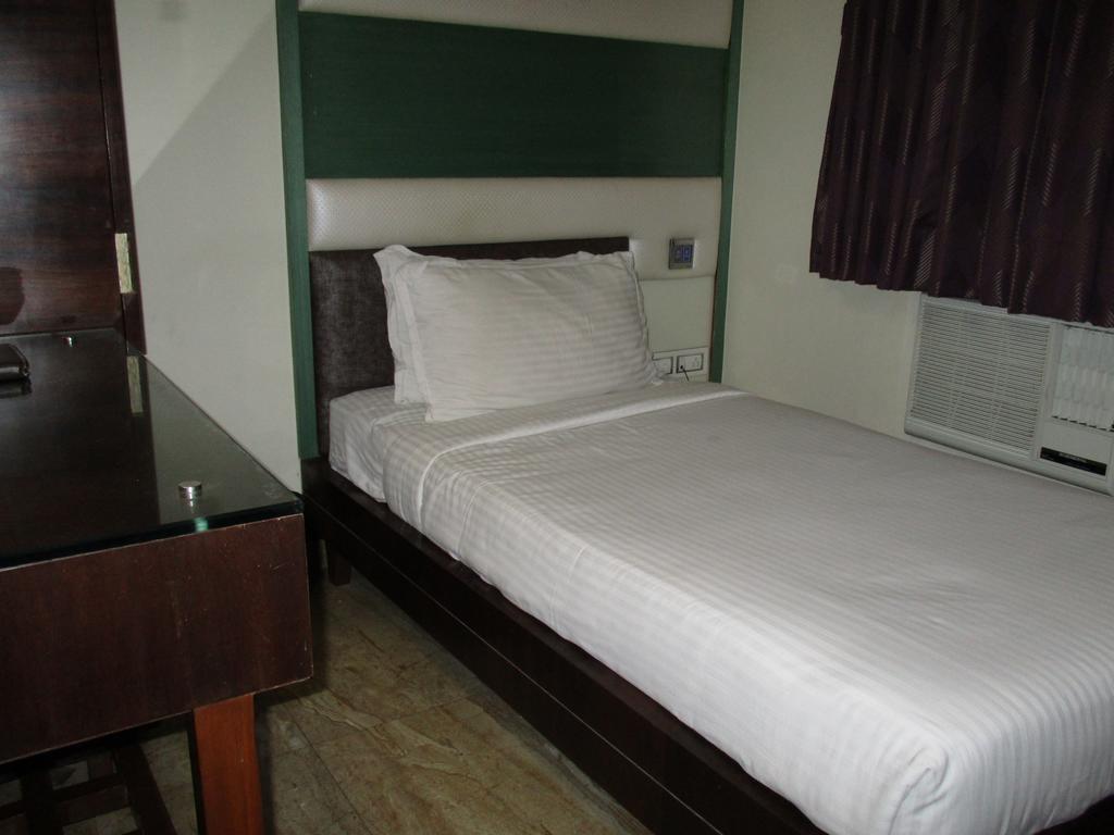 Hotel Sapna - Mumbai — Photos 3